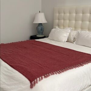 Mitchell Gold 100% linen throw 67” x 51” color clay
